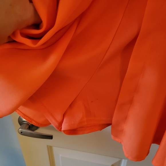 *DONATING 4/30/24* Lush Skort Romper - Picture 2 of 6